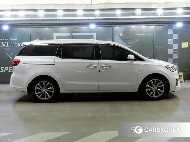 Kia The New Carnival id 4482683 из Кореи 15