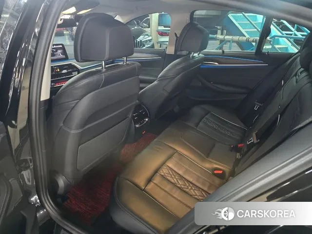 BMW 5 Series (G30) 2022 Черный из Кореи, фото 6