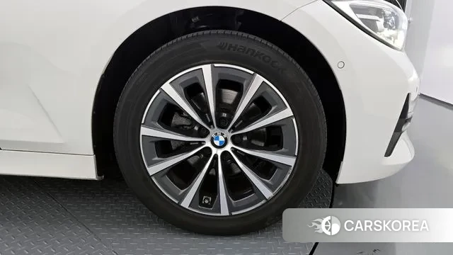 BMW 3 Series (G20) id 3000093 из Кореи 15