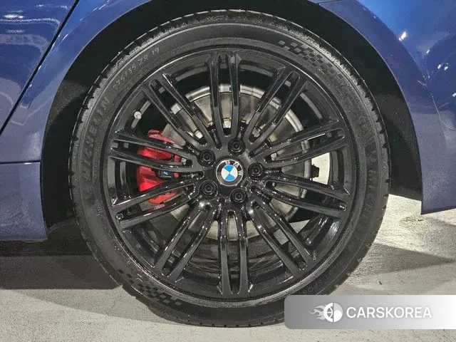 BMW 5 Series (G30) id 3607633 из Кореи 15