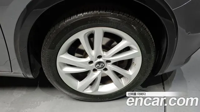 Infiniti Q30 id 2840005 из Кореи 15