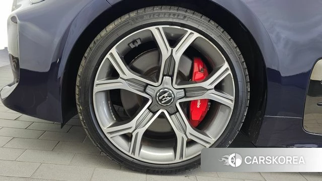 Kia Stinger id 4850213 из Кореи 15