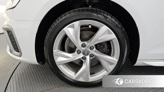 Audi A4 (B9) id 3023958 из Кореи 15