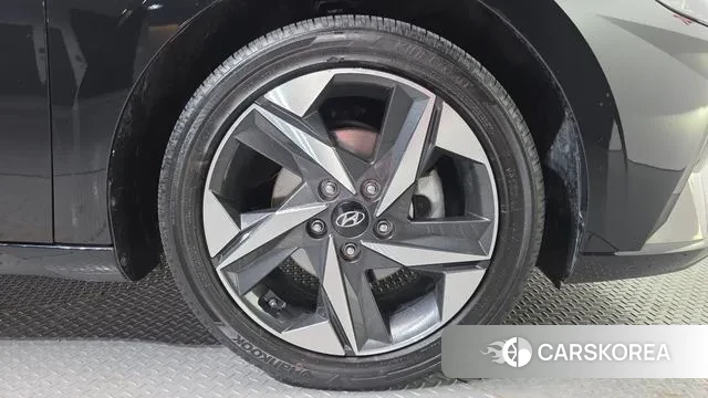 Hyundai Avante (CN7) id 3472780 из Кореи 15