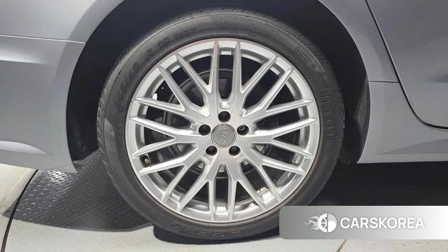 Audi New A6 id 4626376 из Кореи 33