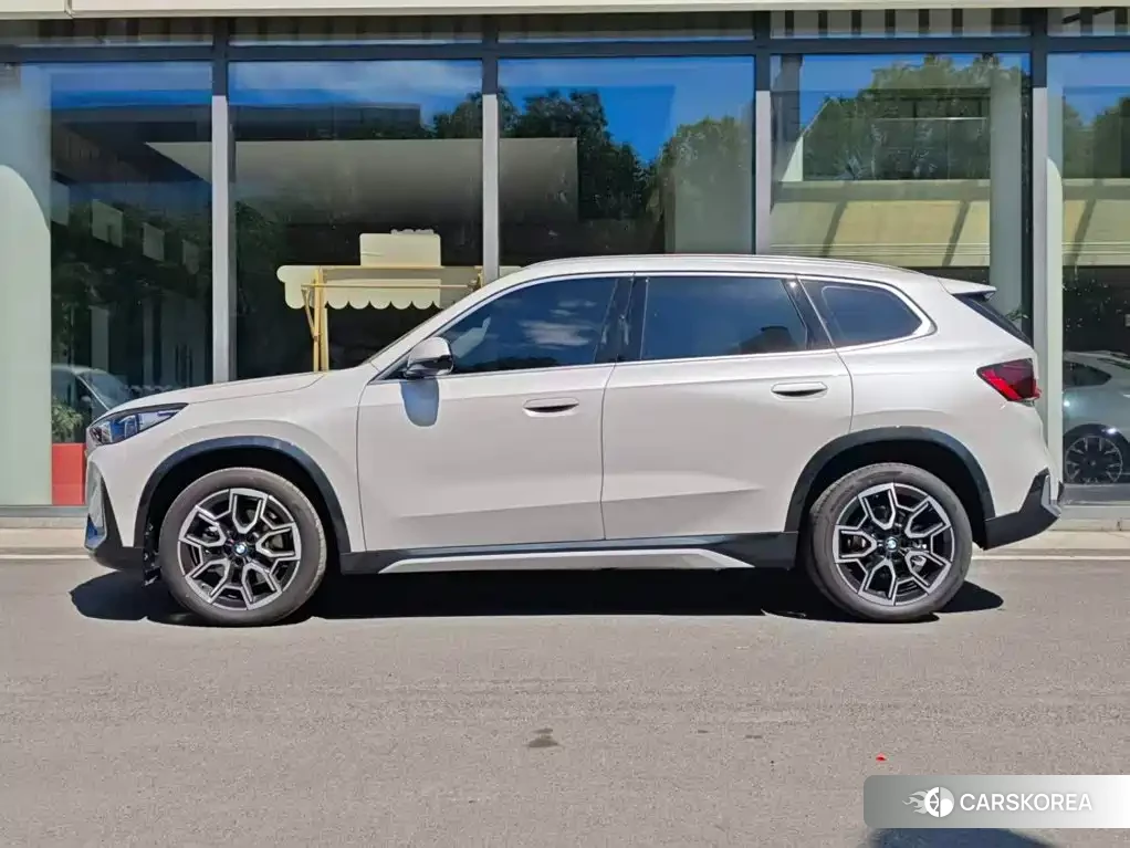 BMW X1 id 4679466 из Китая 10