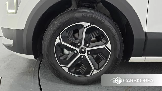 Kia Di Ol Nu Niro id 4757731 из Кореи 15