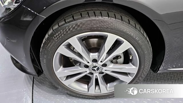 Mercedes-Benz C-Class W205 id 3820283 из Кореи 15