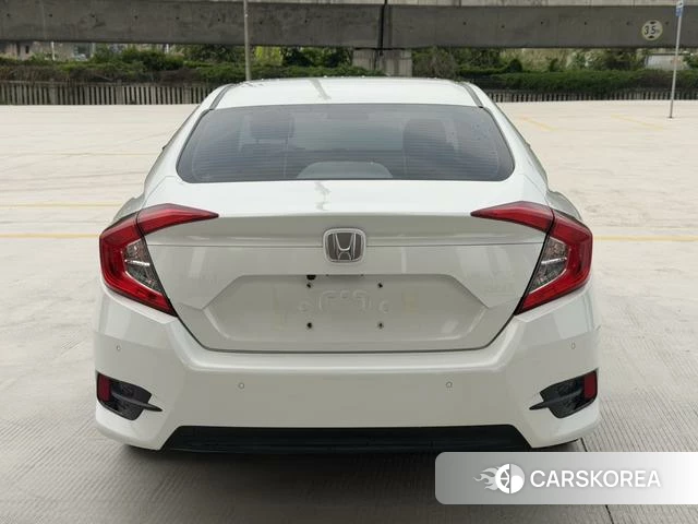 Honda Civic 2021 Белый из Китая, фото 5