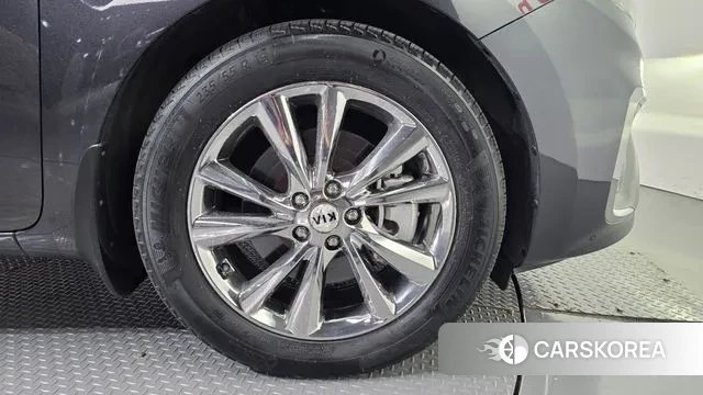 Kia The New Carnival id 3220807 из Кореи 15