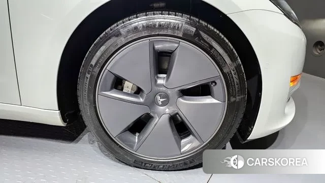 Tesla Model 3 id 3712196 из Кореи 15