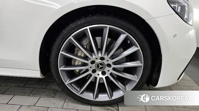 Mercedes-Benz E-Class W213 id 3032756 из Кореи 15