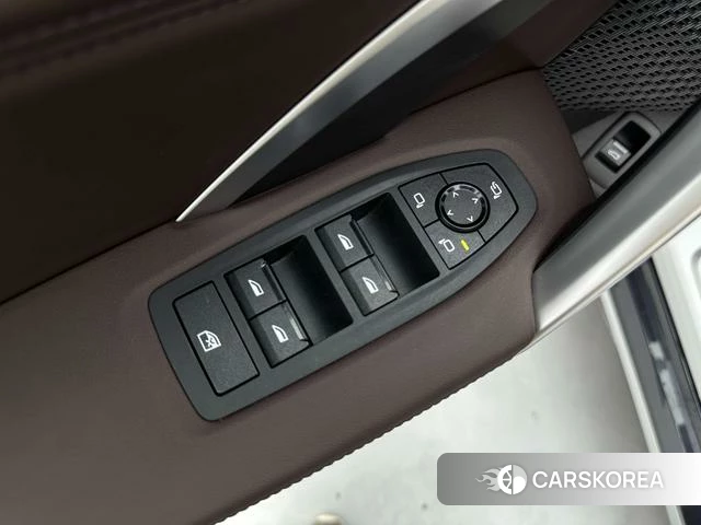 BMW X1 id 3858002 из Китая 26