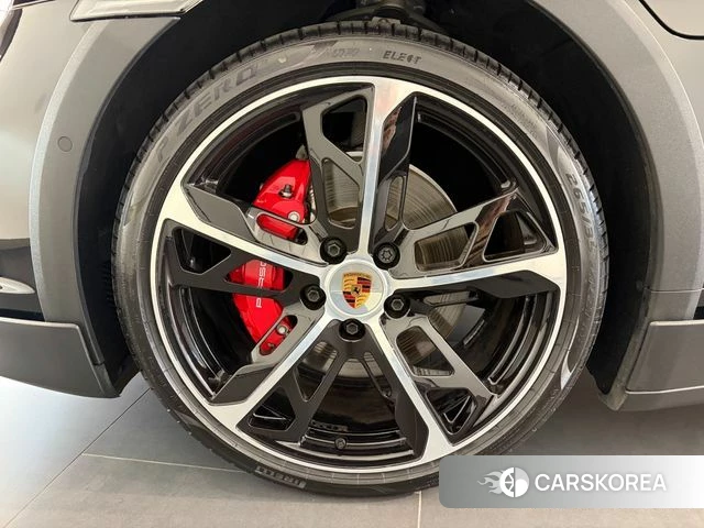 Porsche Taycan id 4194006 из Кореи 7