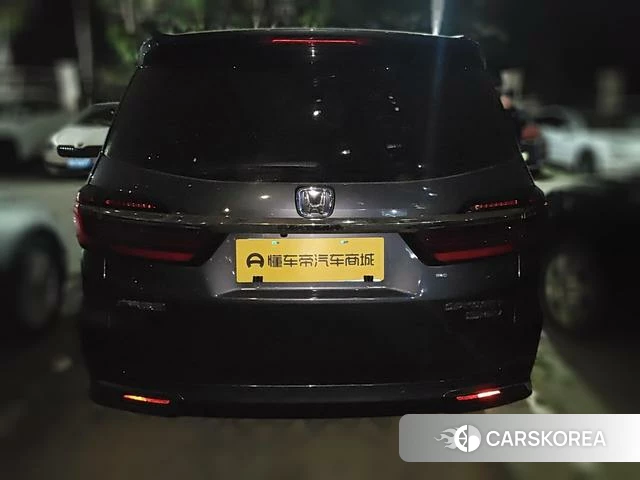 Honda Odyssey 2022 Темно-серый из Китая, фото 5