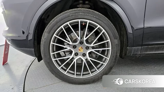 Porsche Cayenne (PO536) id 3649823 из Кореи 15