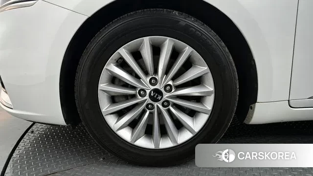 Kia Come New K7 id 3593311 из Кореи 15