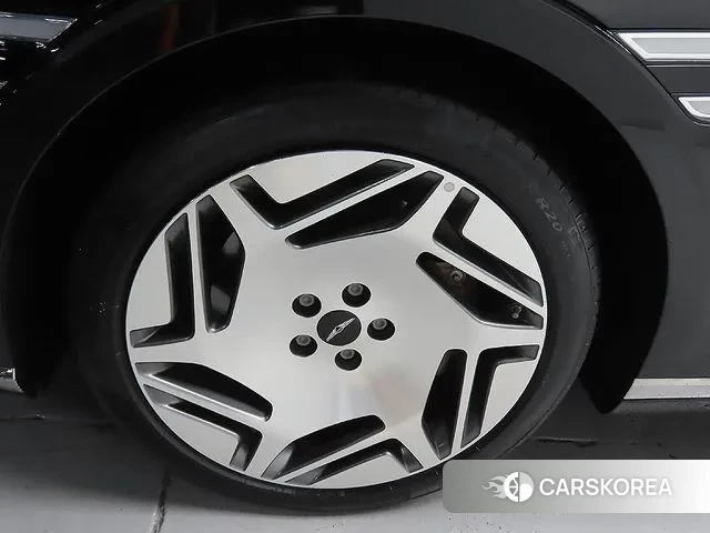 Genesis G90 (RS4) id 3764328 из Кореи 15