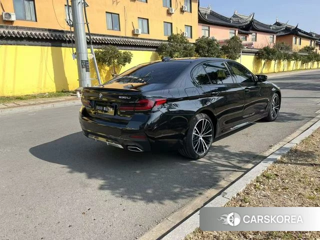BMW 5 series 2023 Черный из Китая, фото 5