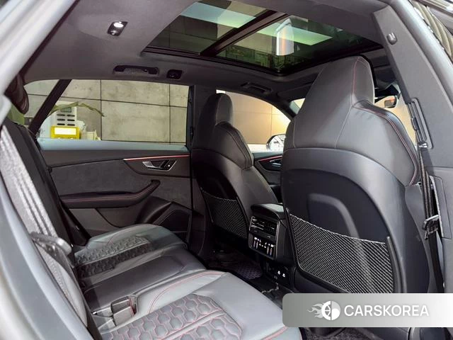 Audi RS Q8 id 4238799 из Китая 17