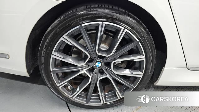 BMW 7 Series (G11) id 4429945 из Кореи 15