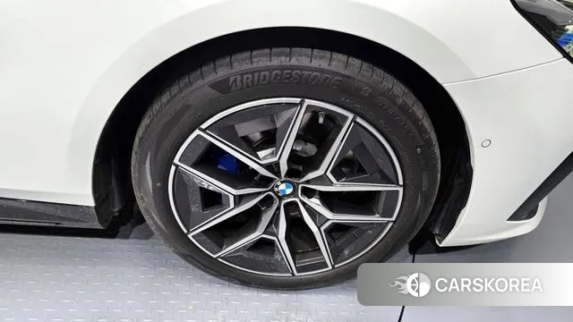 BMW 5 Series (G60) id 3393610 из Кореи 15