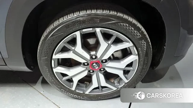 Kia Seltos id 3433522 из Кореи 15