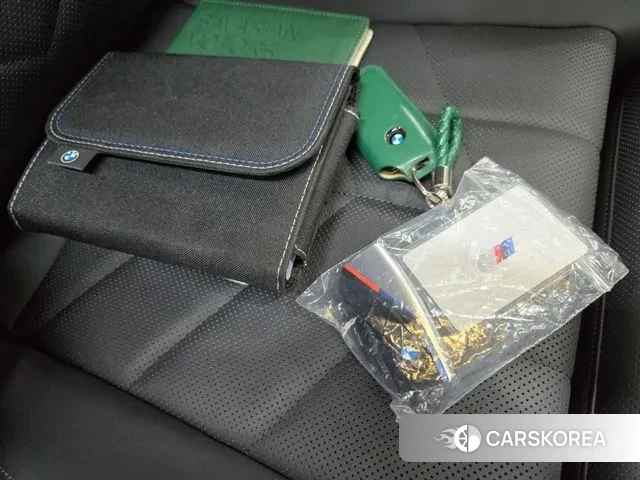 BMW 5 Series (G60) 2023 Серый из Кореи, фото 5