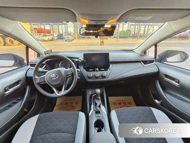 Toyota Corolla 2021 Белый из Китая, фото 5