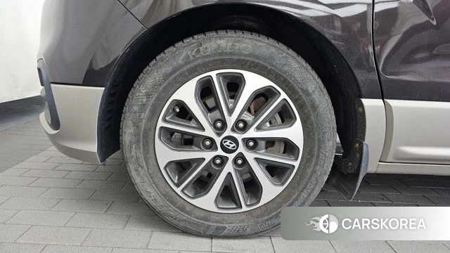 Hyundai The New Grand Starex id 4742133 из Кореи 27