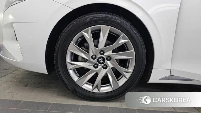 Hyundai The New Grandeur IG Hybrid id 4519891 из Кореи 30