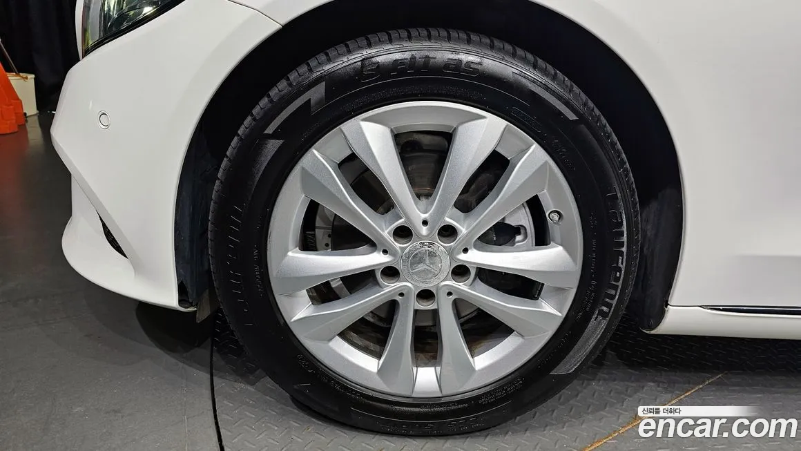 Mercedes-Benz C-Class W205 id 1951225 из Кореи 15