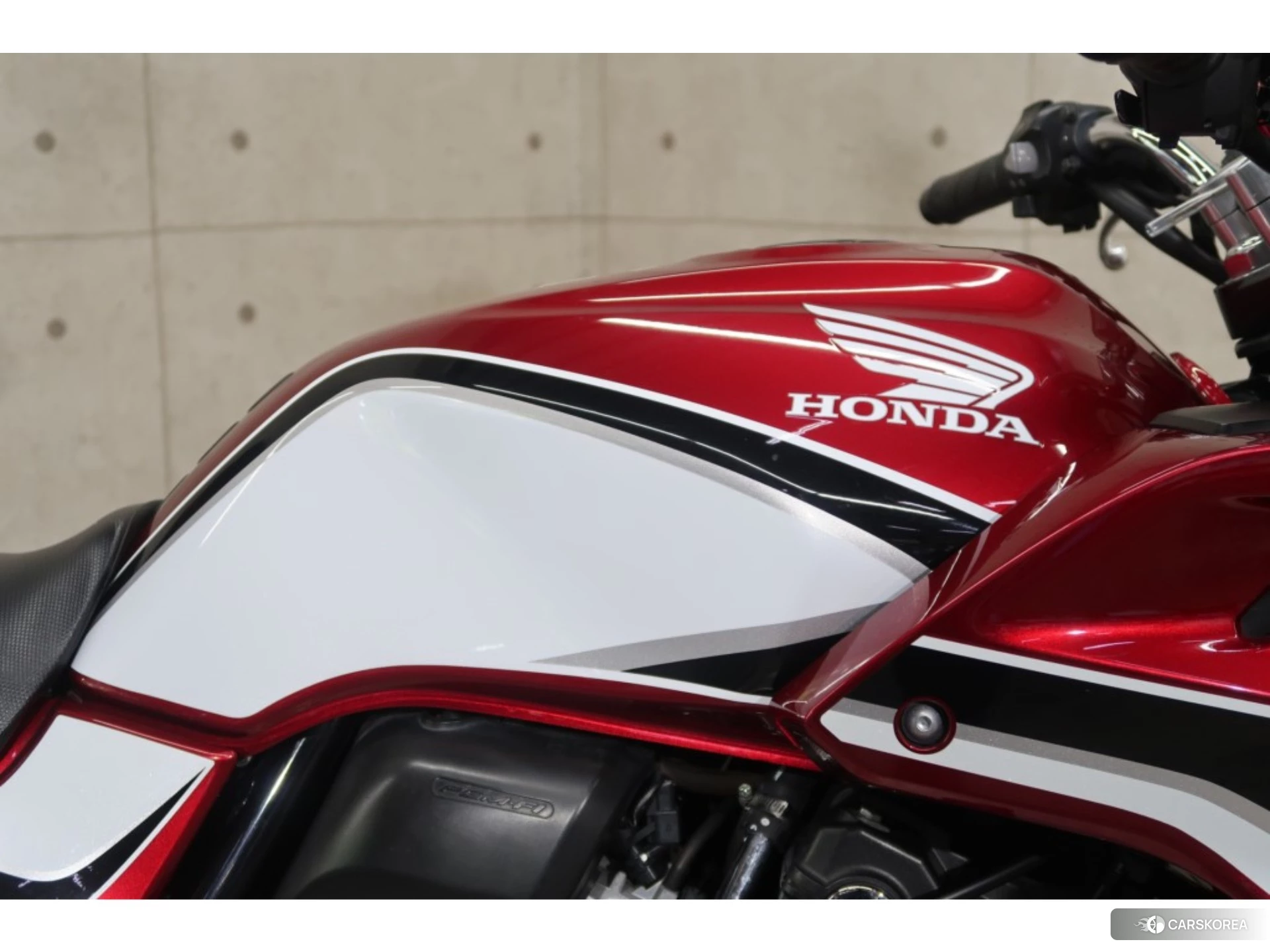 Проданный Honda CB400SF BOLDOR ABS id 4374338 из Японии, фото 25
