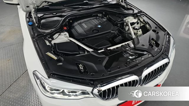 BMW 5 Series (G30) id 4596217 из Кореи 27