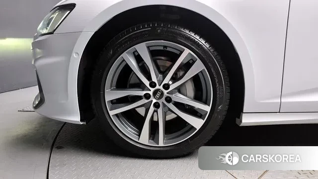 Audi A6 (C8) id 3680680 из Кореи 15