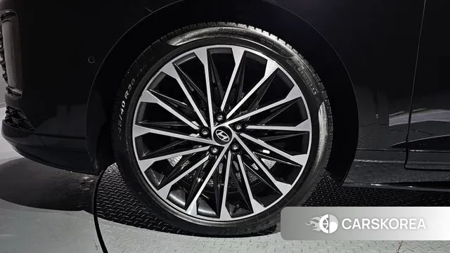 Hyundai Grandeur Hybrid (GN7) id 3739818 из Кореи 15