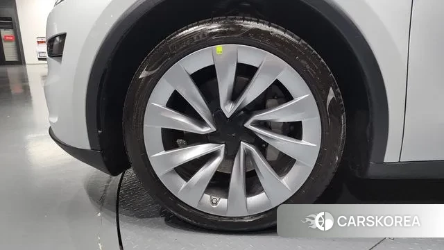 Tesla Model Y id 3502274 из Кореи 15