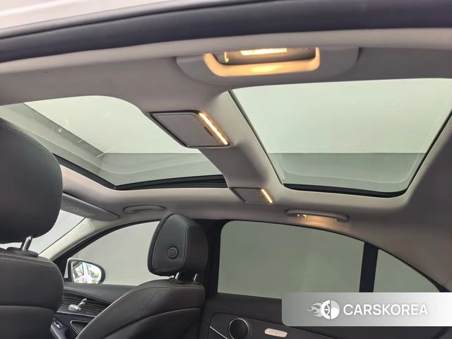 Mercedes-Benz Class C id 4258307 из Китая 12