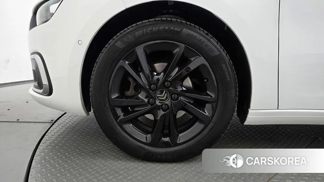 Citroen / DS Grand C4 Spacetourer id 4952010 из Кореи 36