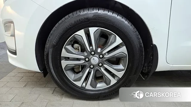 Kia The New Carnival id 3651604 из Кореи 15