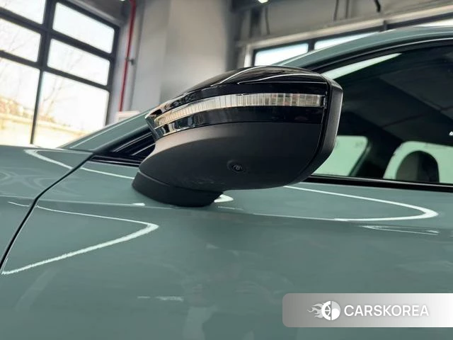 Volkswagen Passat id 4291546 из Китая 8