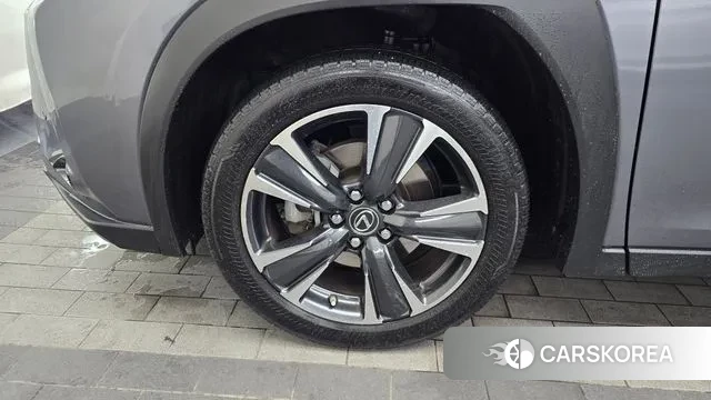 Lexus UX250h id 3509010 из Кореи 15
