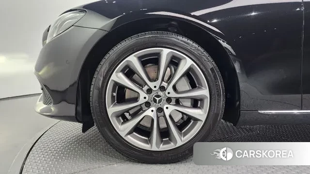 Mercedes-Benz E-Class W213 id 3214805 из Кореи 15