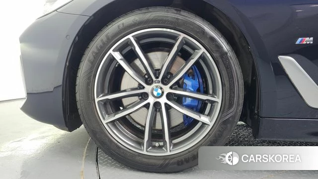 BMW 5 Series (G30) id 4745156 из Кореи 32