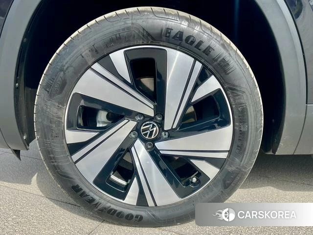 Volkswagen Tourang id 4275501 из Китая 22