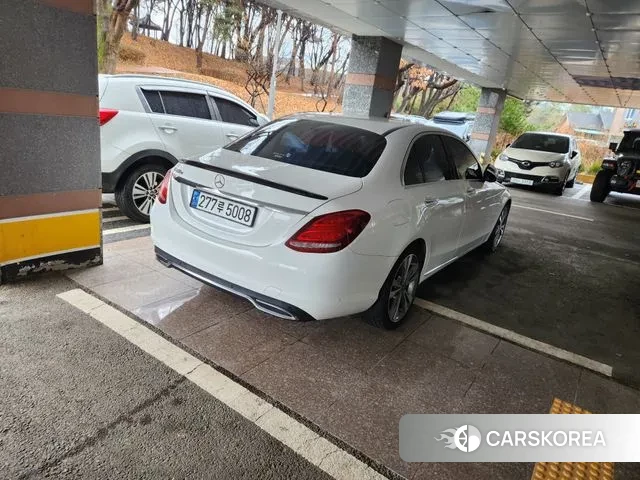 Mercedes-Benz C-Class W205 2018 Белый из Кореи, фото 6