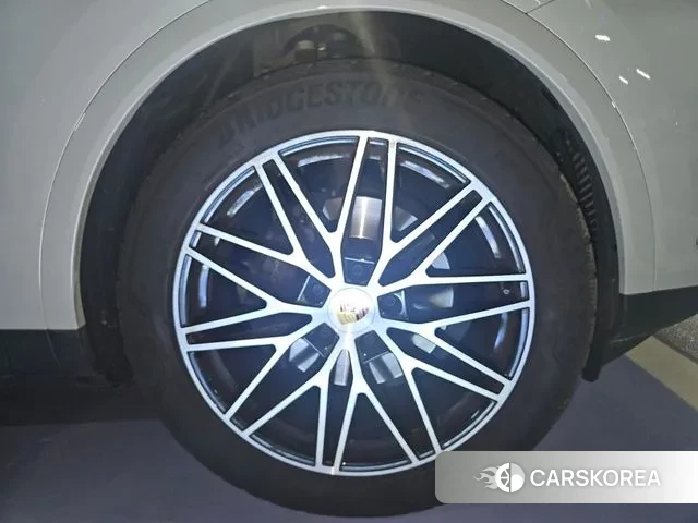 Porsche Cayenne (PO536) id 3011251 из Кореи 8