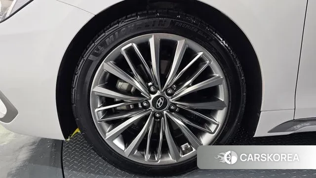 Hyundai Grandeur IG id 3313628 из Кореи 15