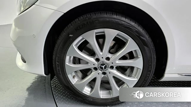 Mercedes-Benz E-Class W213 id 4377655 из Кореи 29