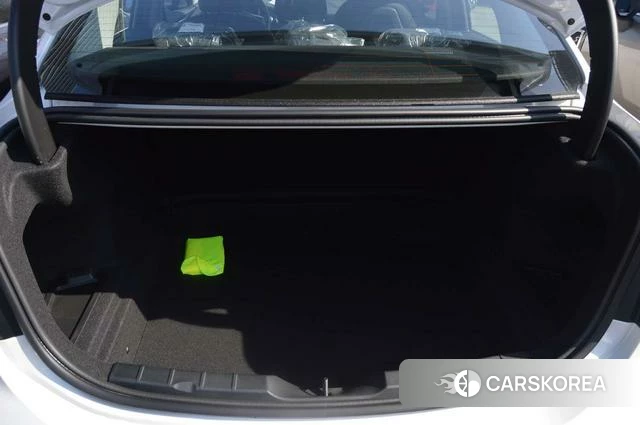 BMW 1 series id 4290322 из Китая 9